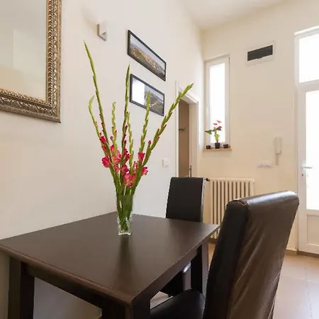 Square Apartment Belgrade